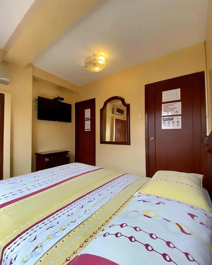 Hostal Montesa Guayaquil 0*,  Ecuador